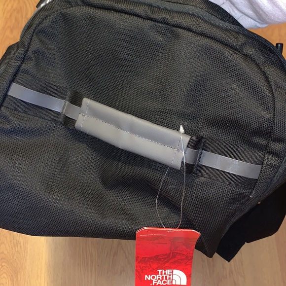 NWT The North Face Landfall Expandable Duffel Bag - Picture 4 of 16